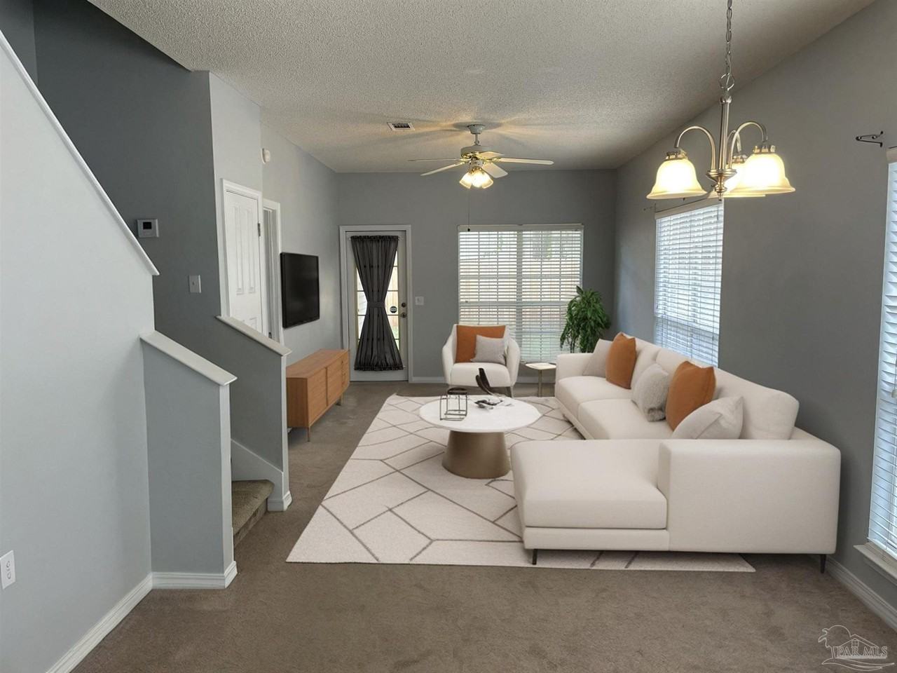 201 Wildflower Ln - Photo 3 of 16