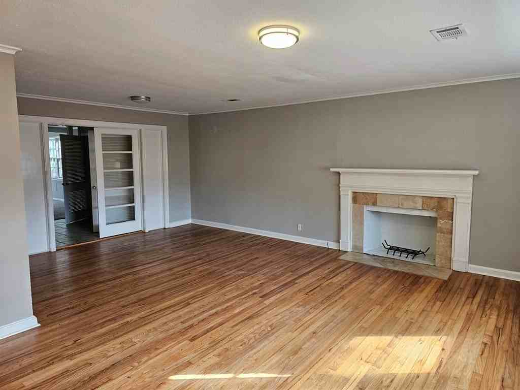 210 Highland Ave - Photo 2 of 13