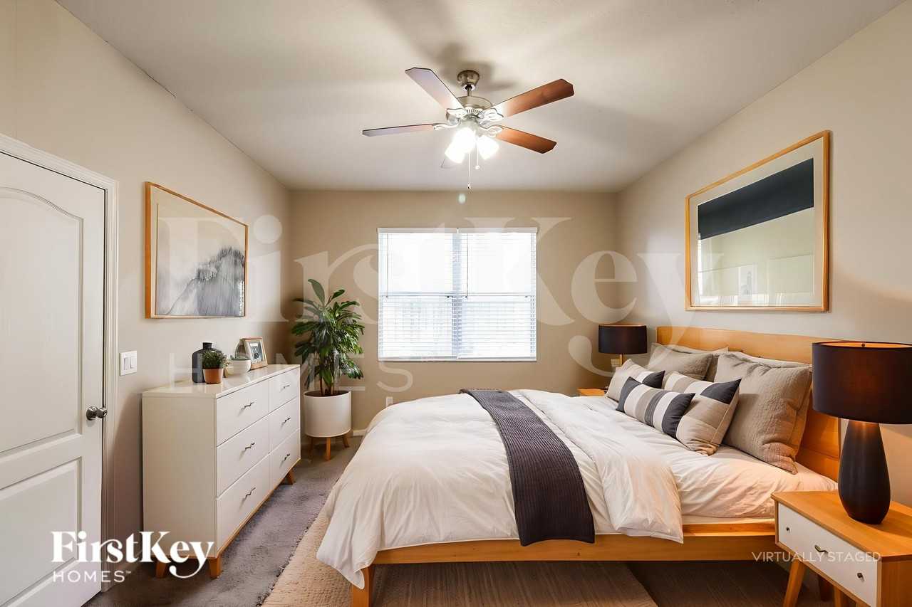 7820 Riverwood Oaks Dr - Photo 7 of 18