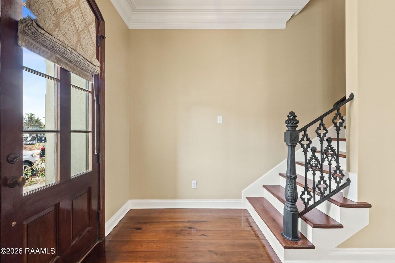 218 Elysian Fields Dr - Photo 2 of 38