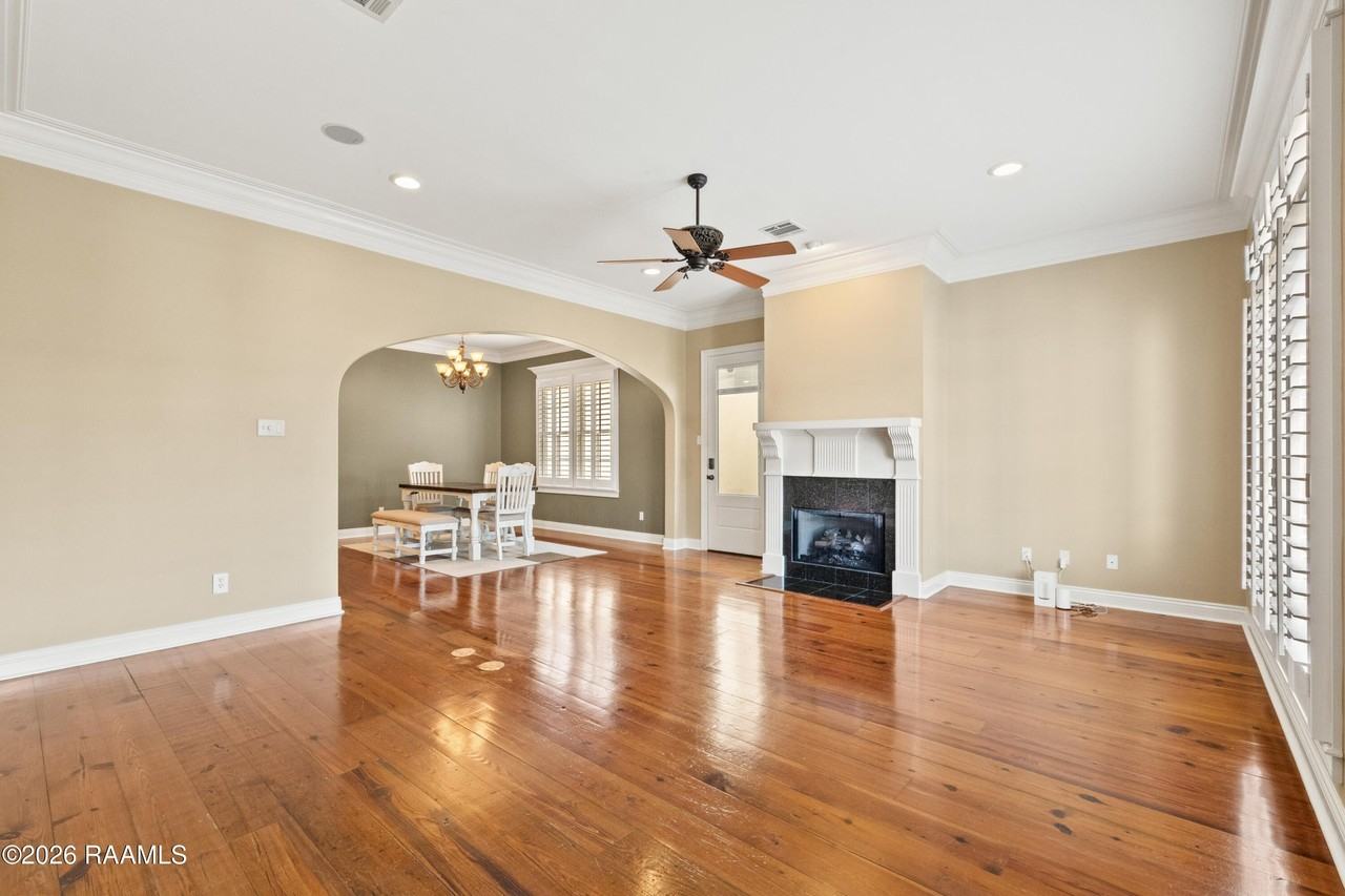 218 Elysian Fields Dr - Photo 5 of 38