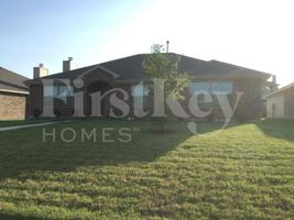 featured image of 611 Hilton Dr