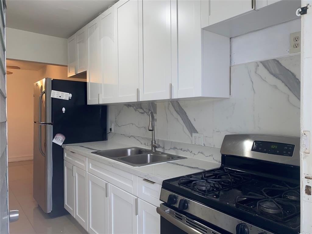 51 Ne 204th St #2 - Photo 2 of 18