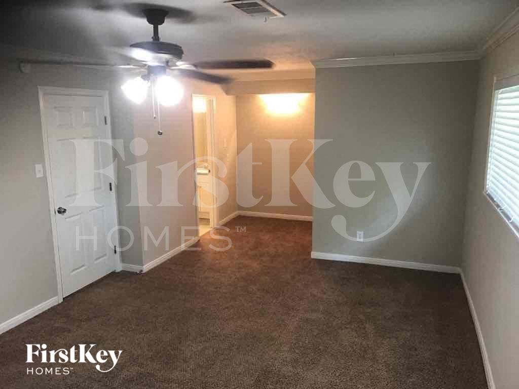 5131 Whittier Oaks Dr - Photo 7 of 17