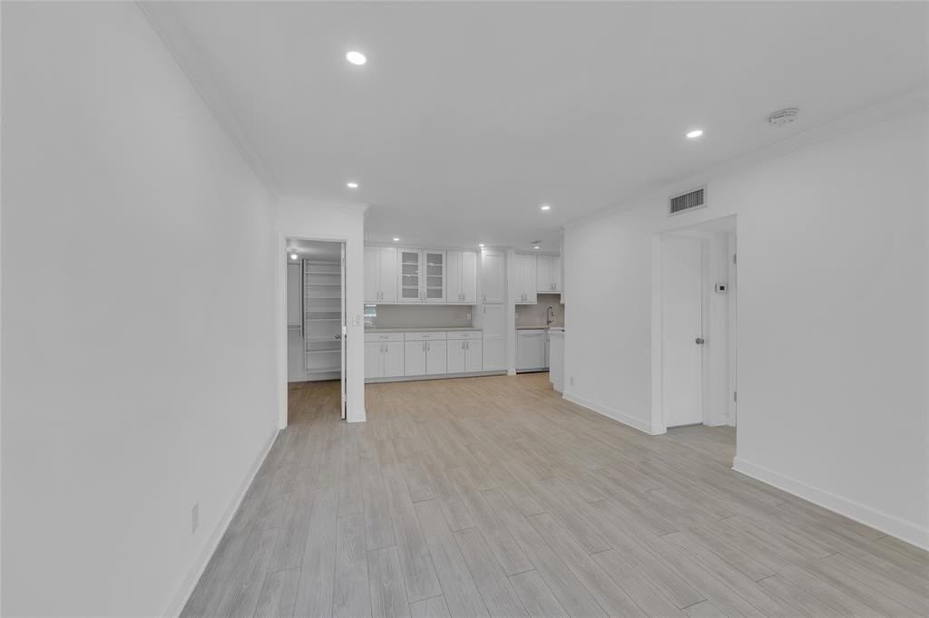 170 Cypress Club Dr #716 - Photo 2 of 45