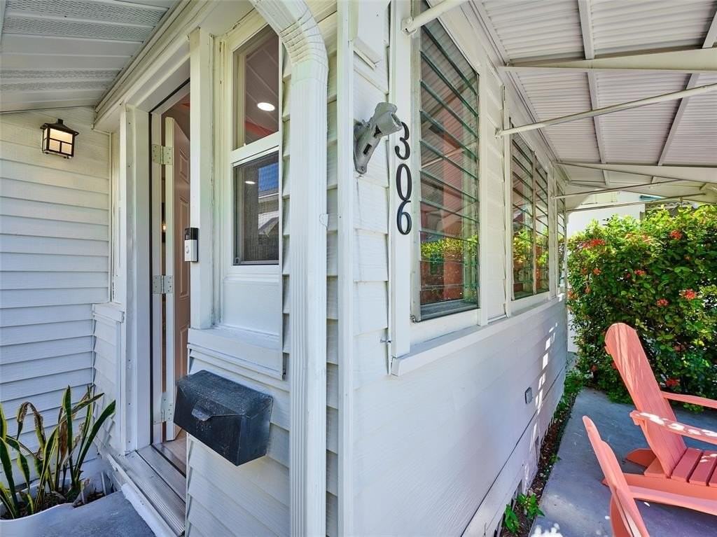 306 N J St - Photo 6 of 45