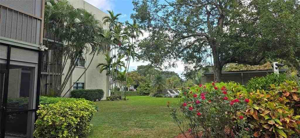 8951 N New River Canal Rd #1B - Photo 2 of 22