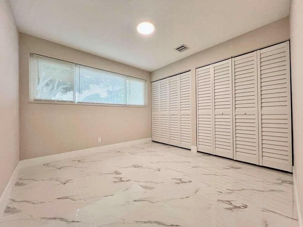 3621 Riverland Rd - Photo 7 of 13