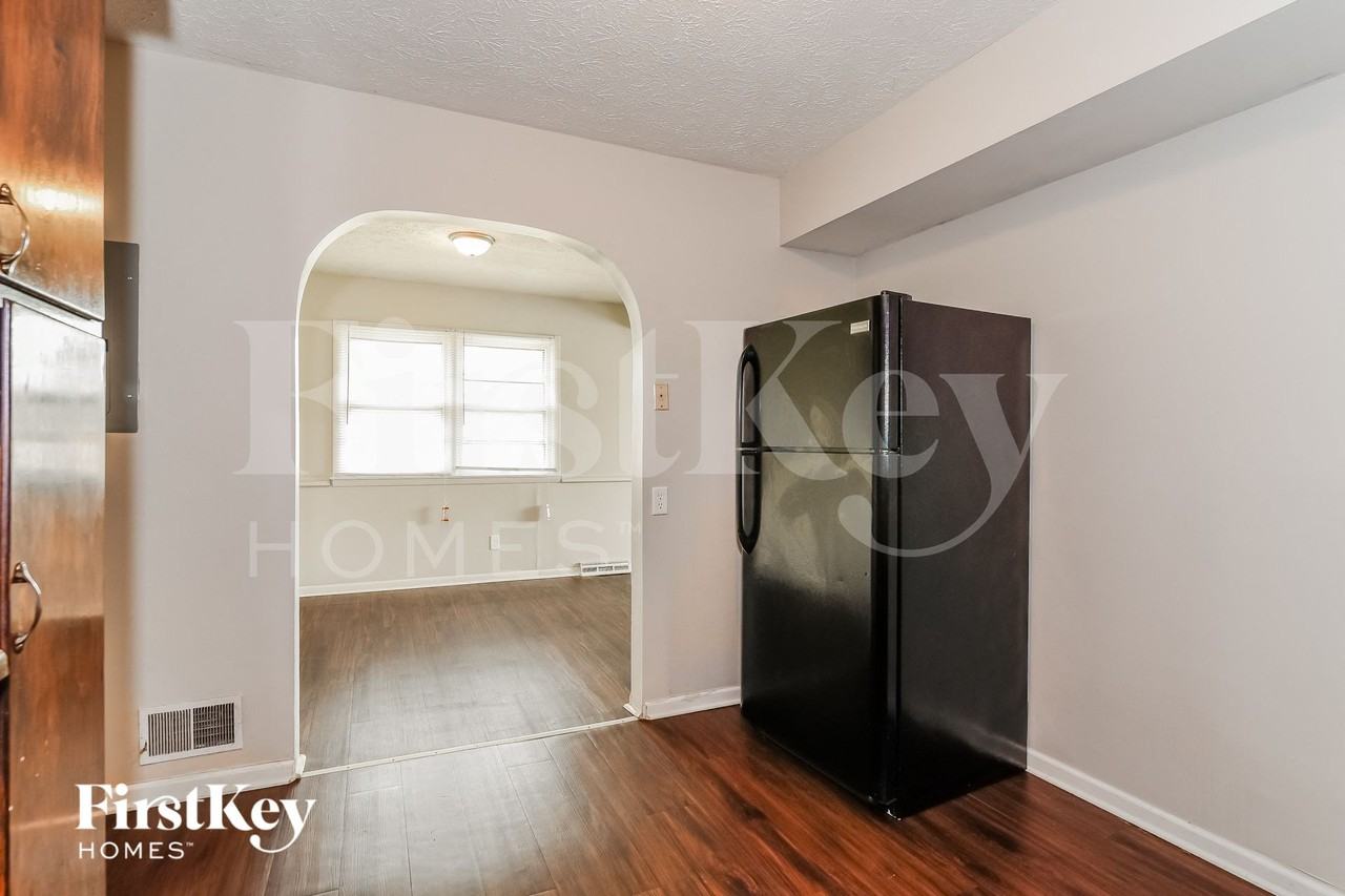 3104 S Kercheval Dr - Photo 6 of 15