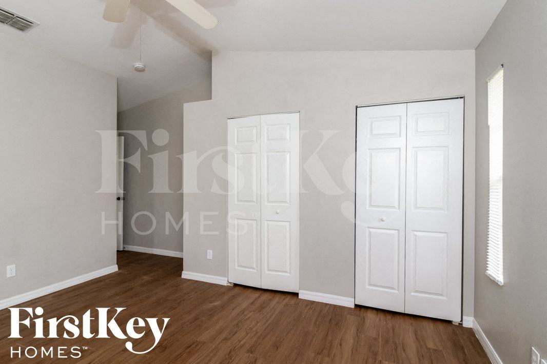 222 Nw 28th Ct - Photo 7 of 14