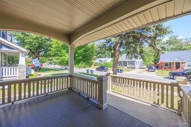 1212 Wyandotte Ave - Photo 5 of 28