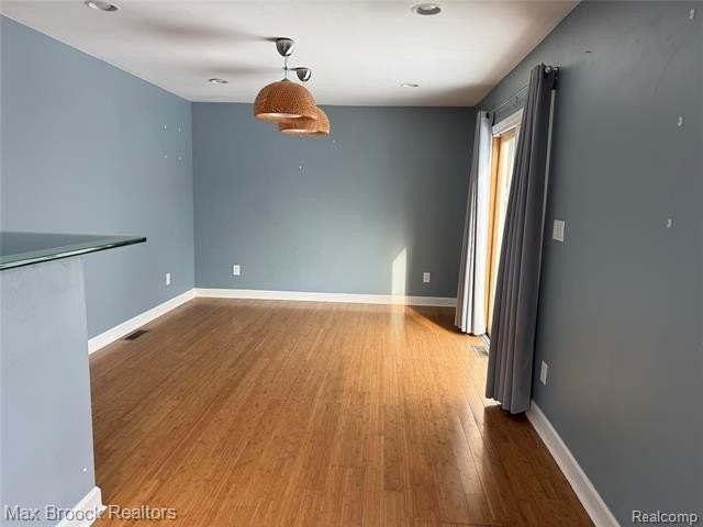3602 Elmhurst Ave - Photo 7 of 16