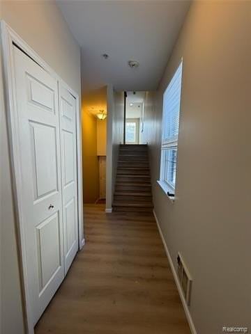 575 Summerfield Dr - Photo 2 of 19