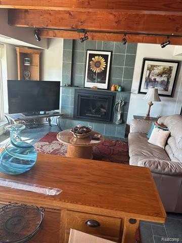 44655 Harmony Ln - Photo 3 of 33