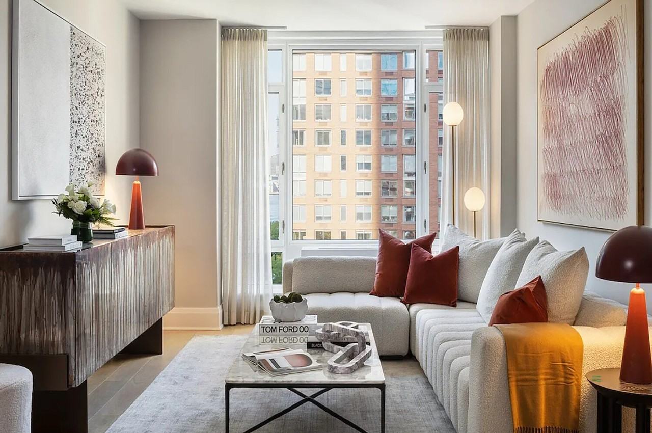 210 Warren St #9G - Photo 2 of 11