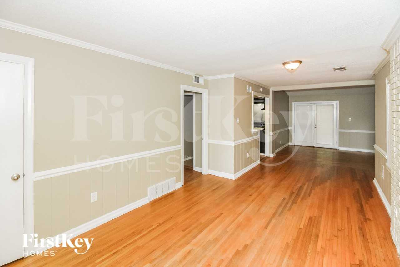 1307 S White Station Rd - Photo 2 of 16