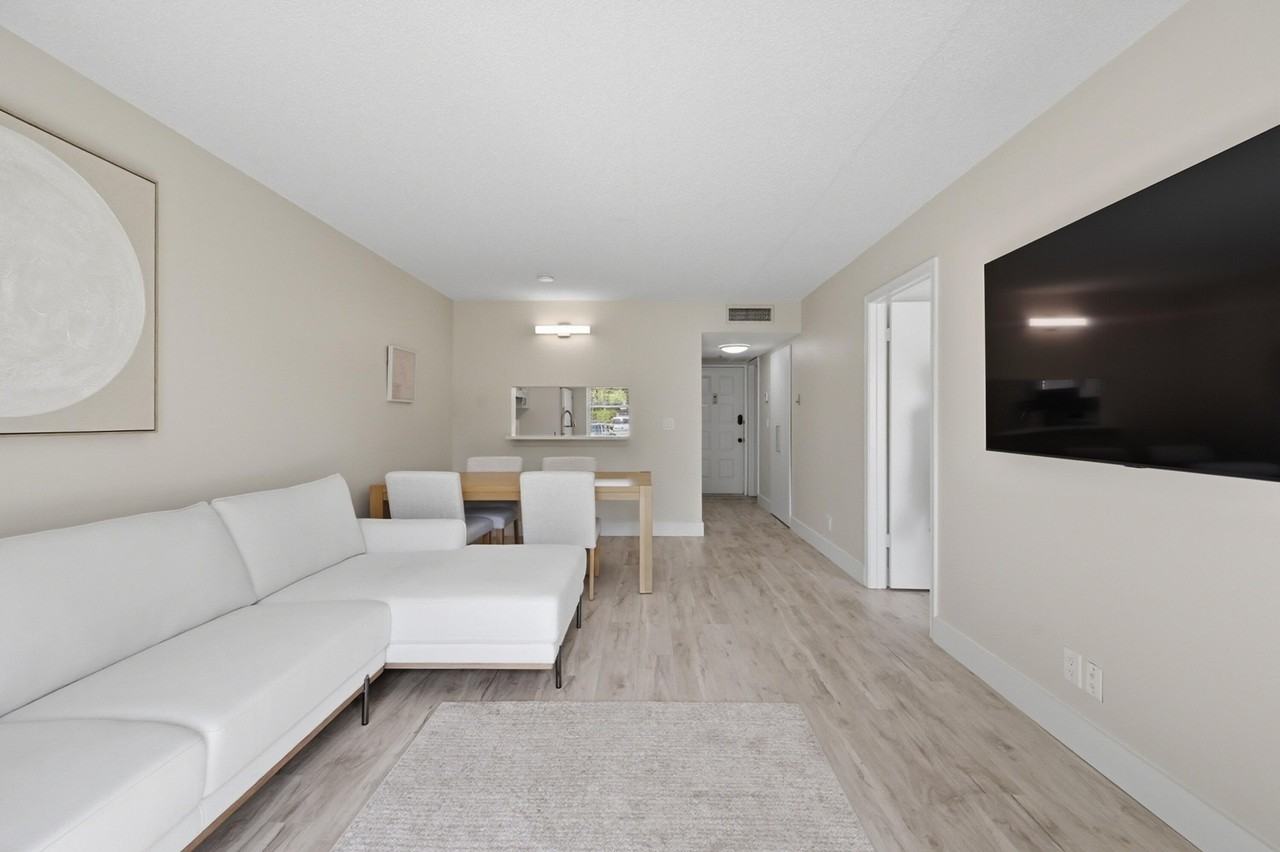 3648 N University Dr #3