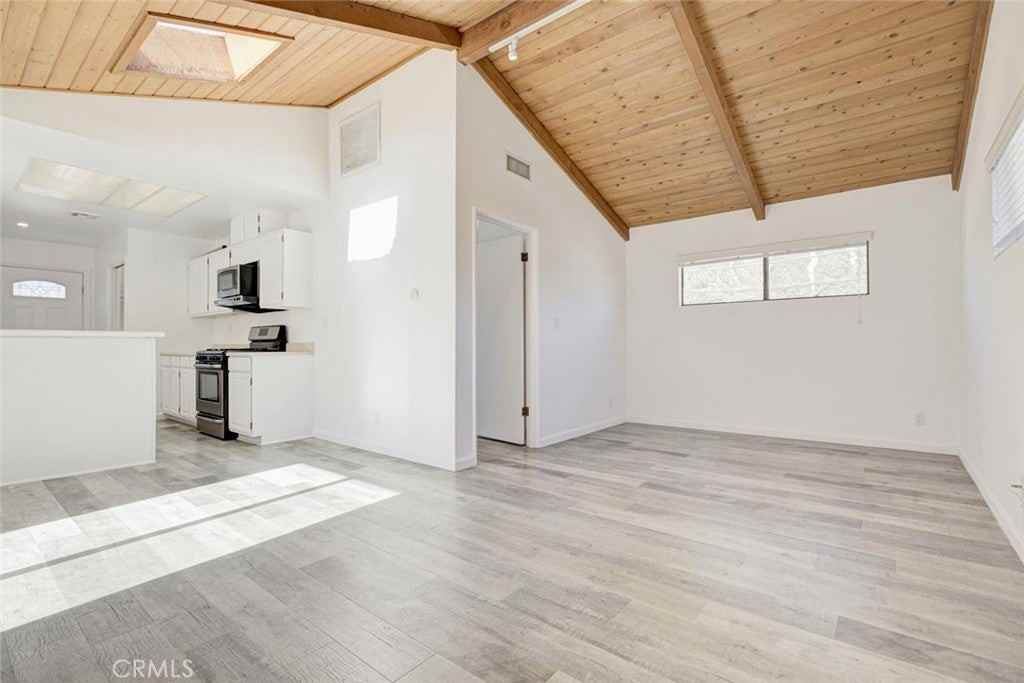 6011 Bellaire Ave - Photo 6 of 27