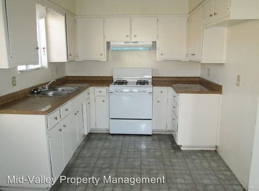 1399 Carla Ave - Photo 2 of 5