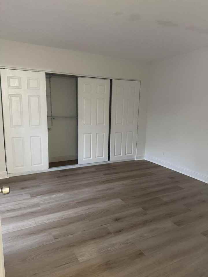 4702 Waterview Cir - Photo 5 of 22