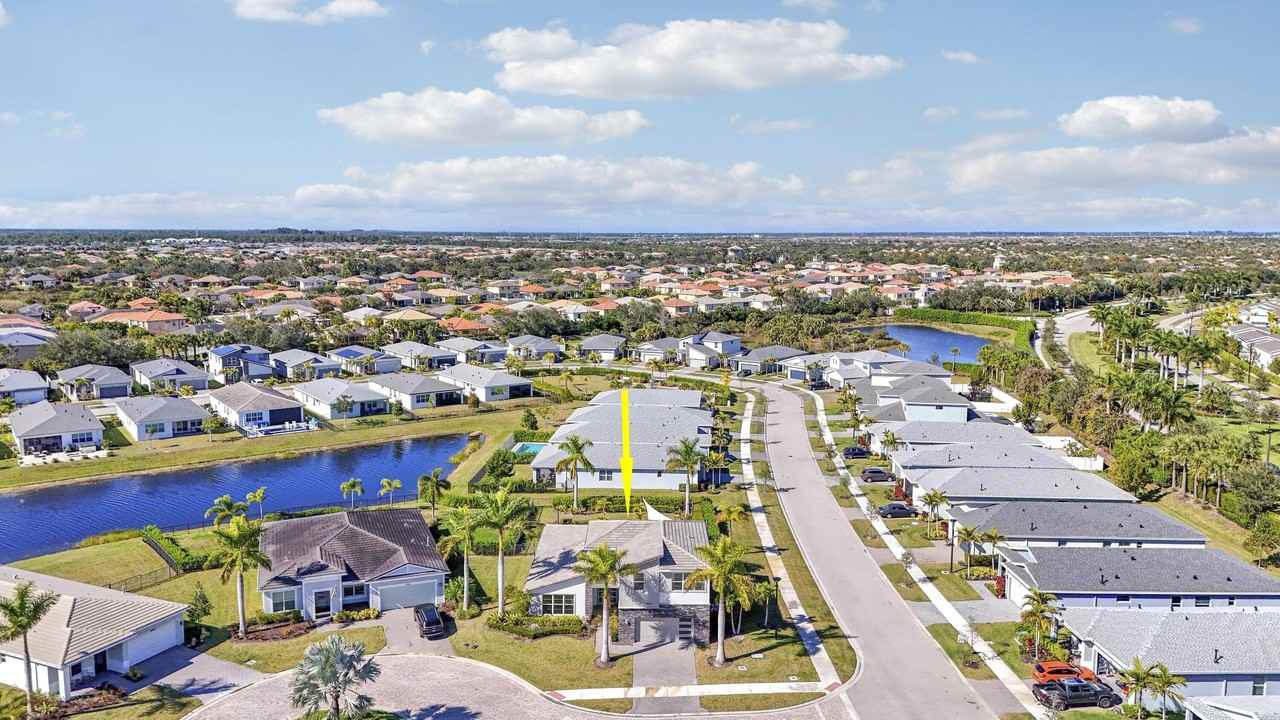 10958 Sw Magenta Ln - Photo 2 of 42