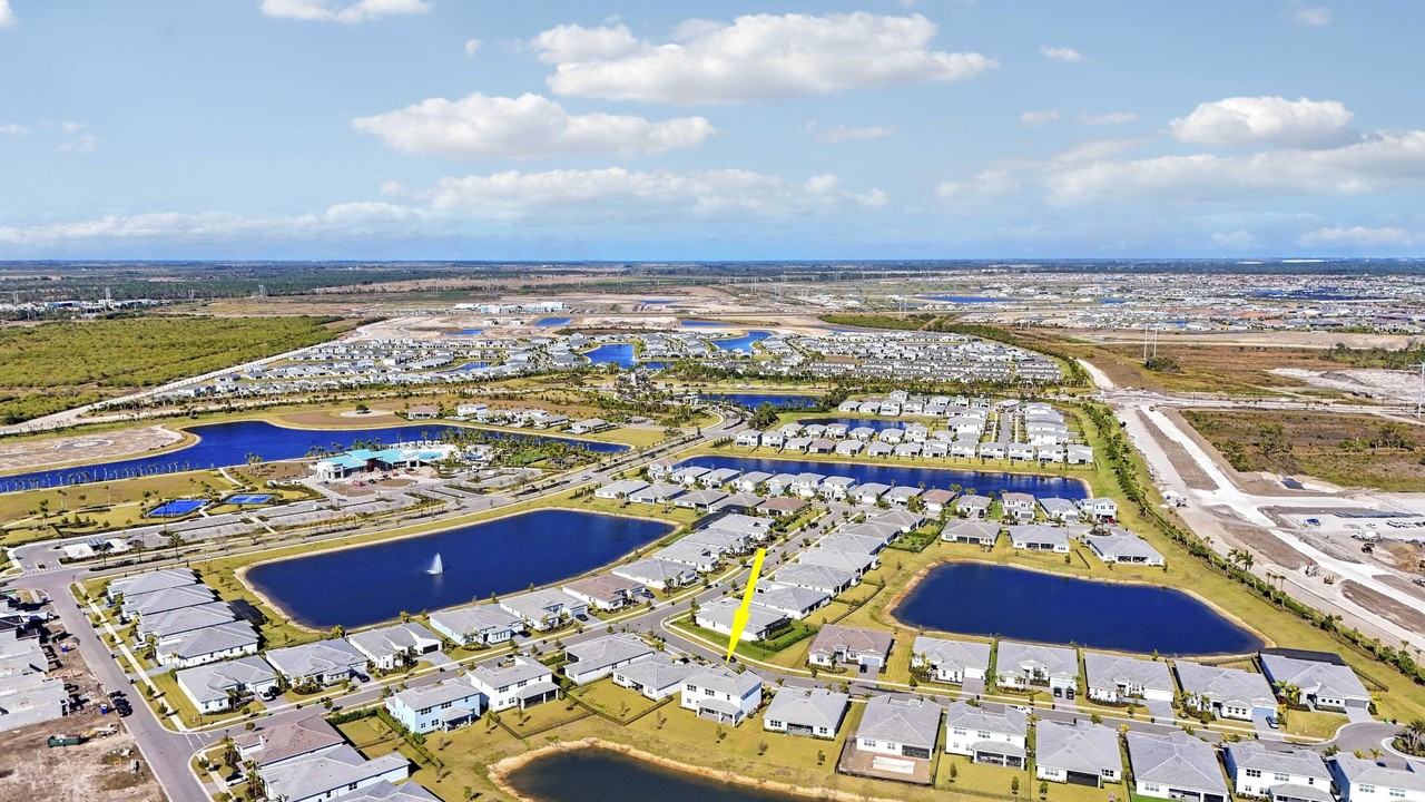 14132 Sw Delilah Way - Photo 4 of 48