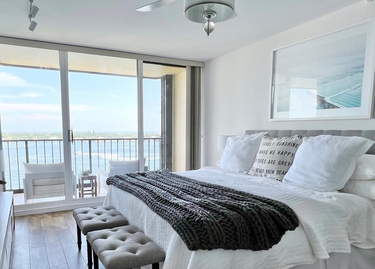 132 Lakeshore Dr #1118 - Photo 6 of 25