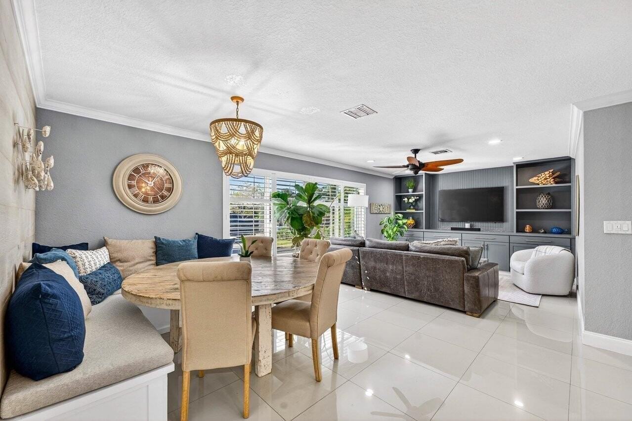 1581 Se 4th Ct - Photo 6 of 27