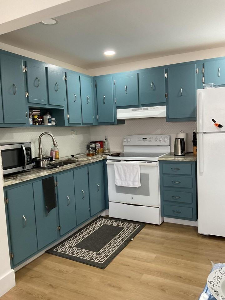 473 Capri J #J - Photo 2 of 11