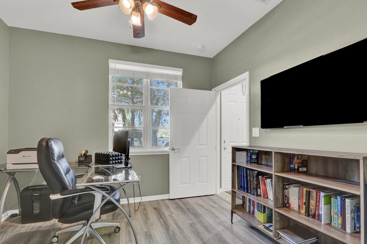 136 Regions Way - Photo 6 of 29