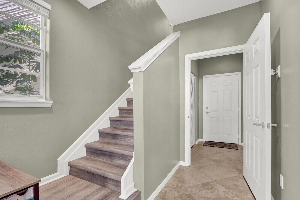 136 Regions Way - Photo 7 of 29