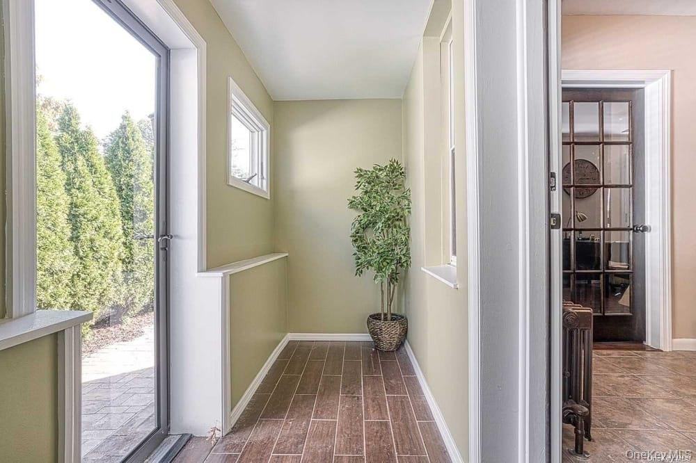 524 Central Ave - Photo 5 of 18