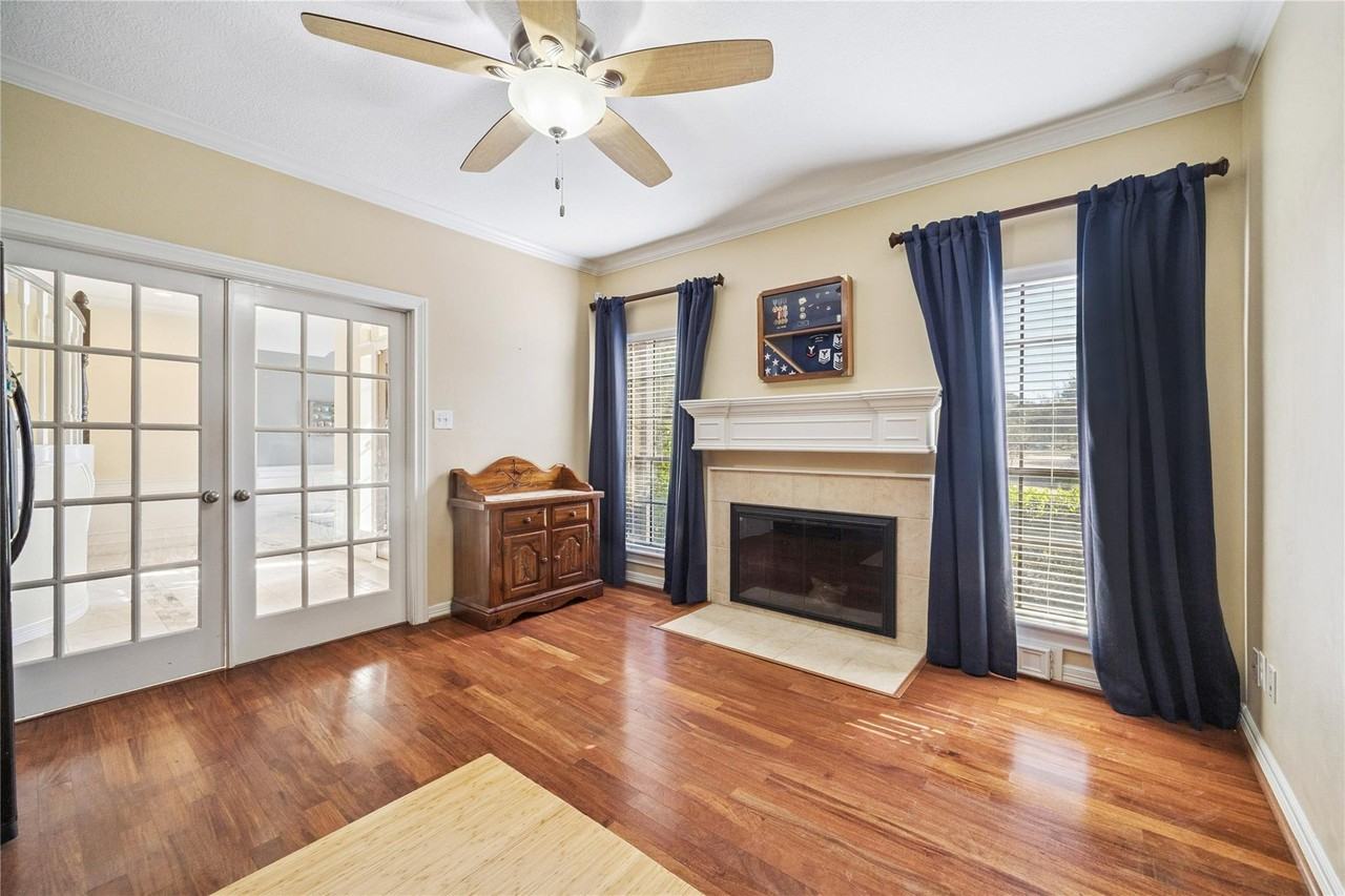 1118 Sherfield Ridge Dr - Photo 4 of 29