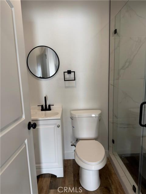 523 1/2 W 78th St - Photo 7 of 8