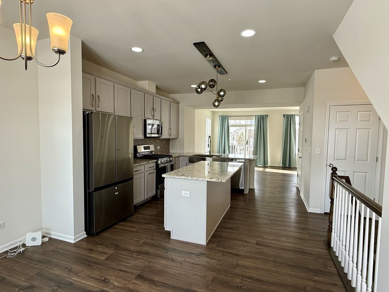 4411 Monroe Ct - Photo 3 of 22