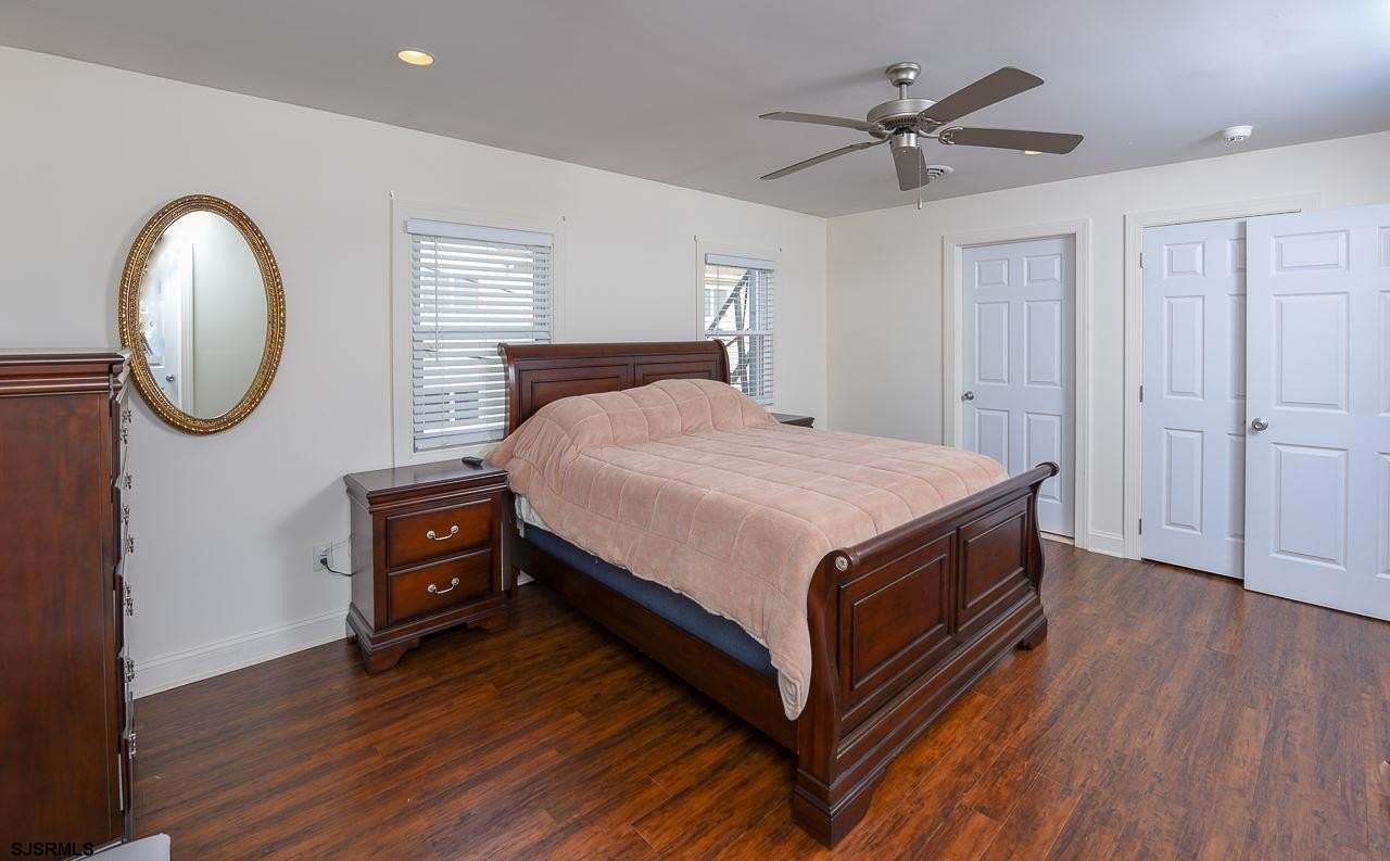 9403 Ventnor Ave - Photo 3 of 13