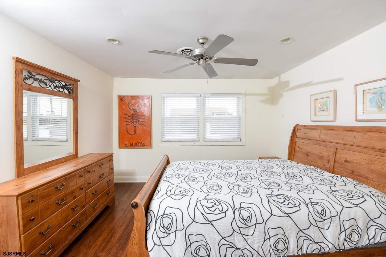 9403 Ventnor Ave - Photo 7 of 13