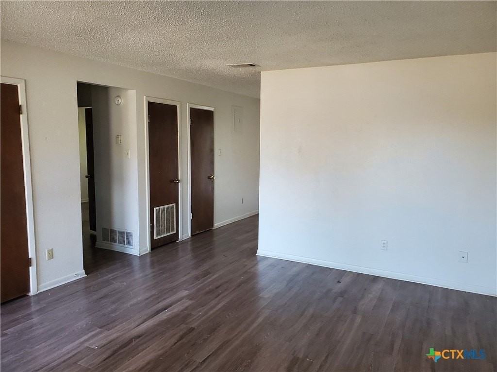 209 Oak Trail Dr Apt A #A - Photo 4 of 15