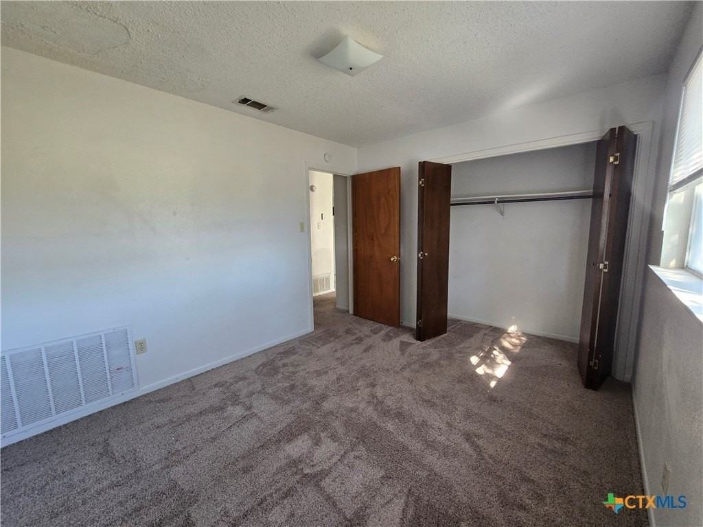 209 Oak Trail Dr Apt C #C - Photo 5 of 11