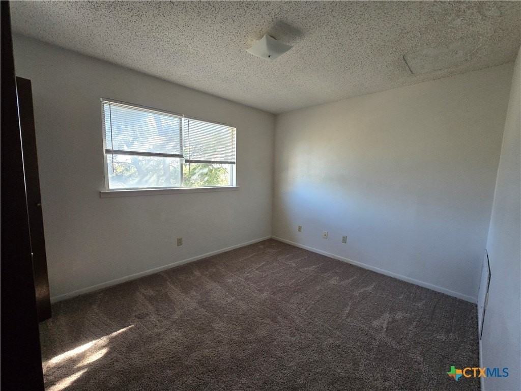 209 Oak Trail Dr Apt C #C - Photo 6 of 11