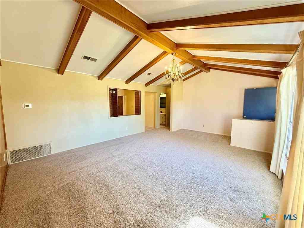 1050 Elizabeth Ave - Photo 5 of 25