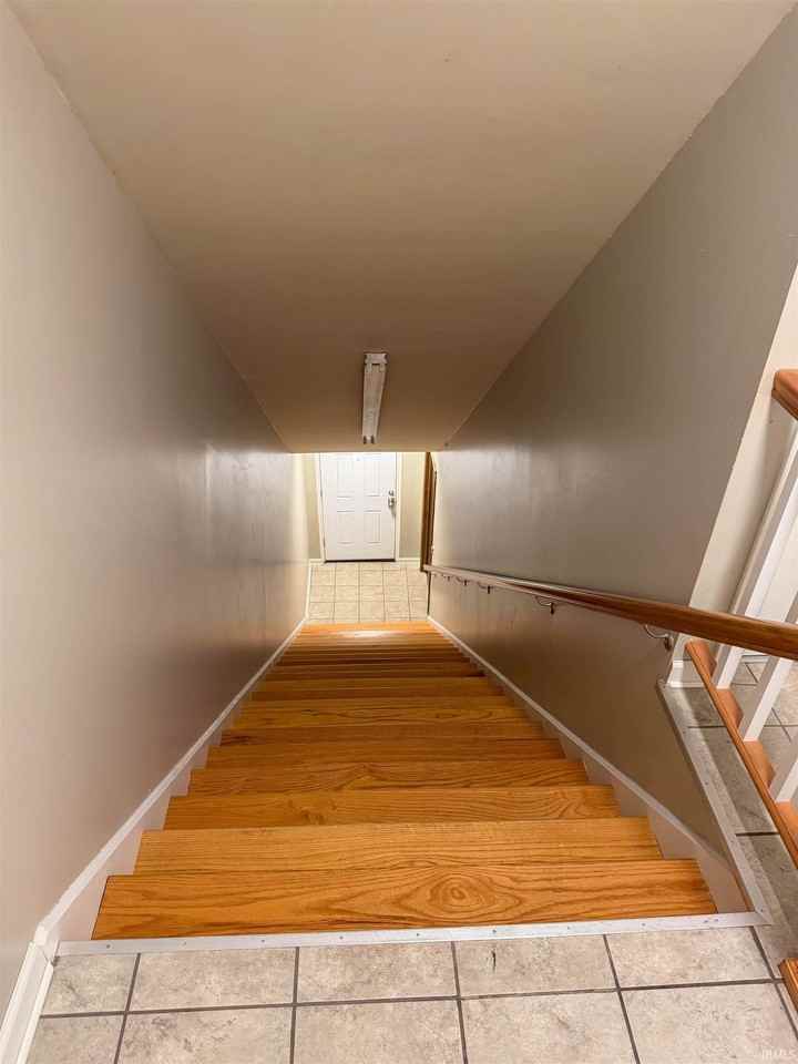 623 1/2 Main St - Photo 7 of 7