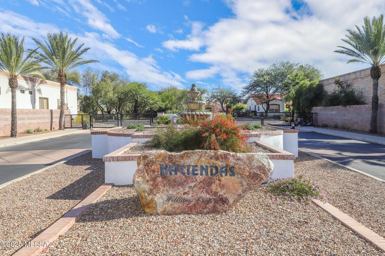 352 S Via De Los Rosales - Photo 2 of 28