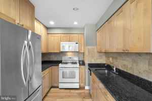 featured image of 7753 Patriot Dr ##51