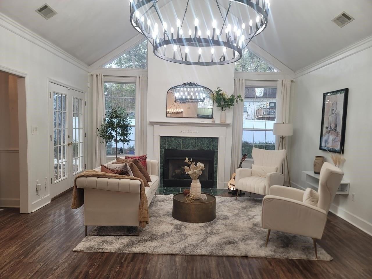 1133 Blackhawk Way - Photo 2 of 19