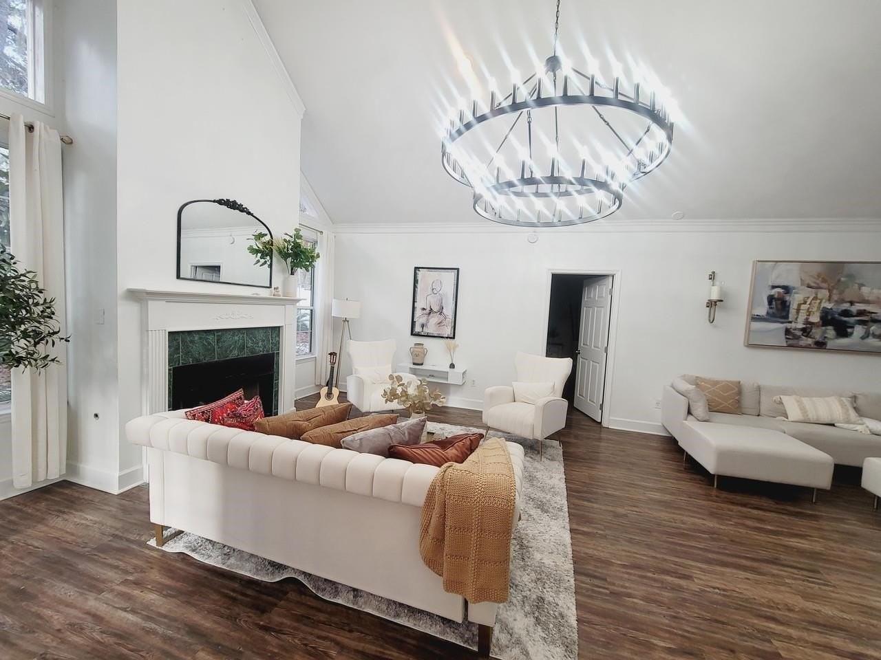 1133 Blackhawk Way - Photo 3 of 19