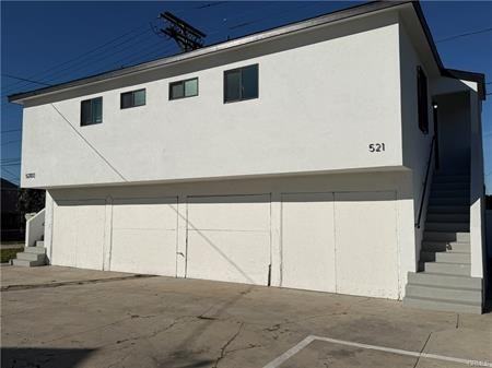 521 W 78th St - Photo 3 of 27