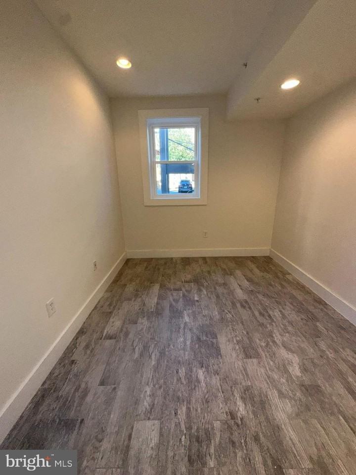 1837 Kalorama Rd Nw Apt B #B - Photo 6 of 44