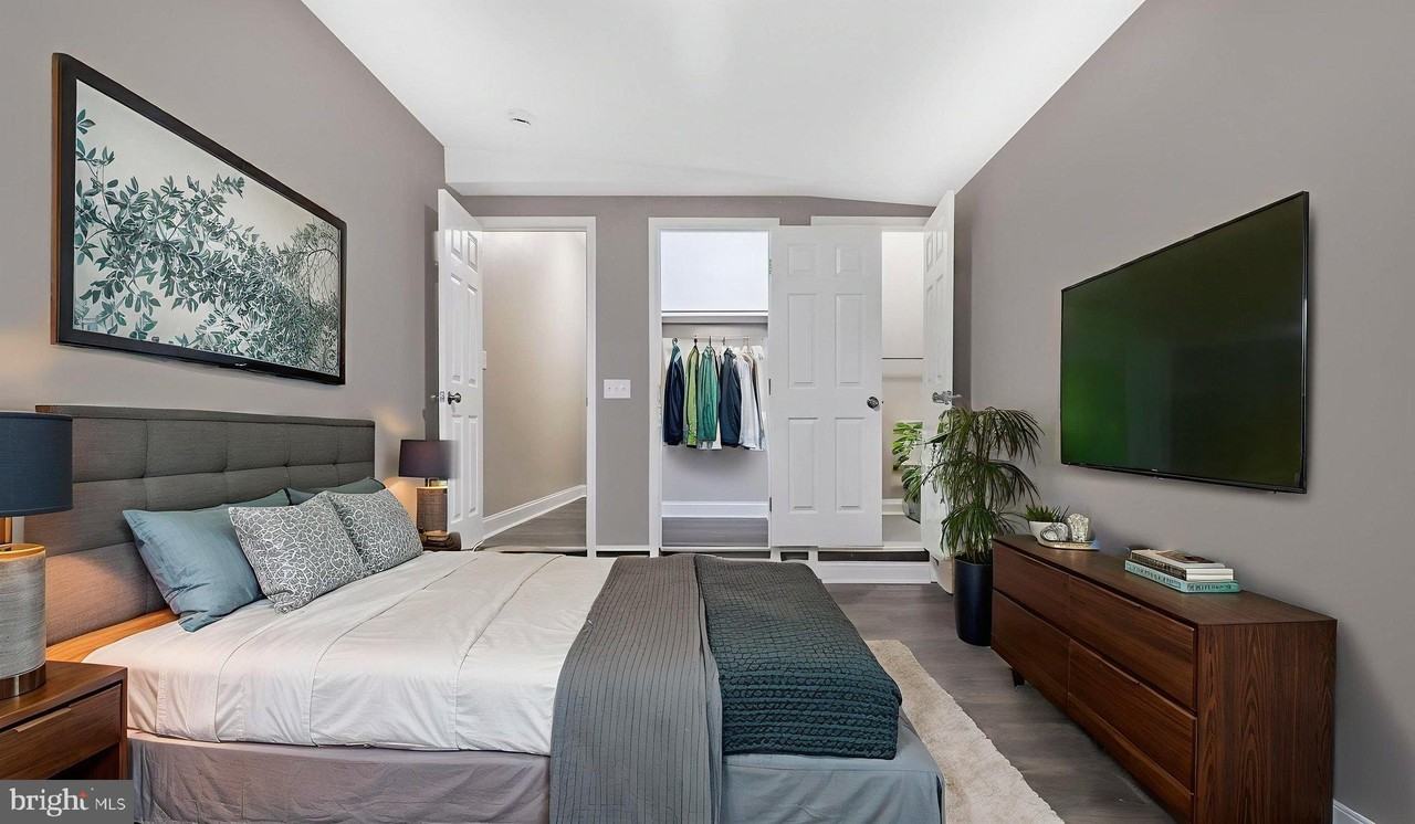 917 N Gilmor St - Photo 7 of 43