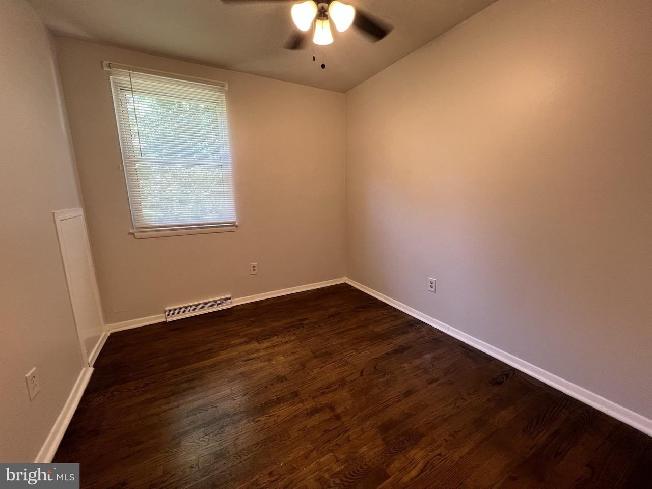 4414 Falls Bridge Dr Apt C #C - Photo 6 of 12